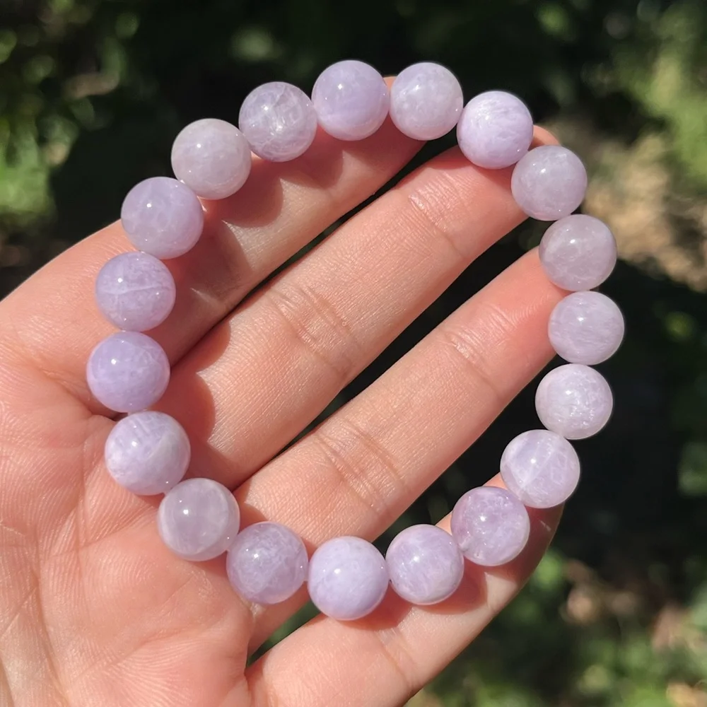 10mm stretchable lavender‎ amethyst bracelet